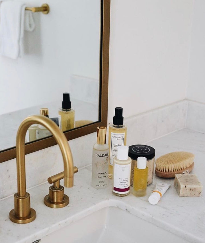 Jess’s Guide To Dry Brushing + All The Need-To-Know Skin Benefits